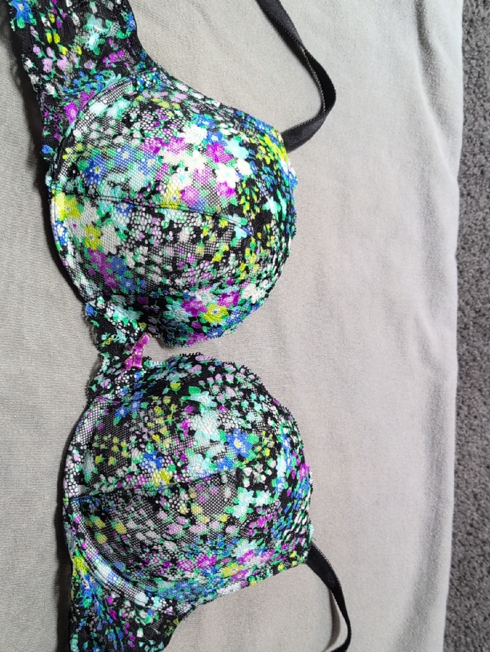 Victoria's Secret Black Floral Lace Push-Up Bra with Multicolor Accents